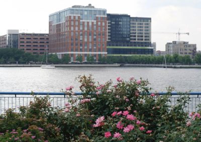 Lincoln Harbor Waterfront 10